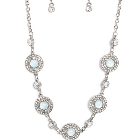 Necklace earrings and ring - Picture 2 of 4